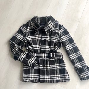 Never Worn Jones New York Stretch Trench Coat